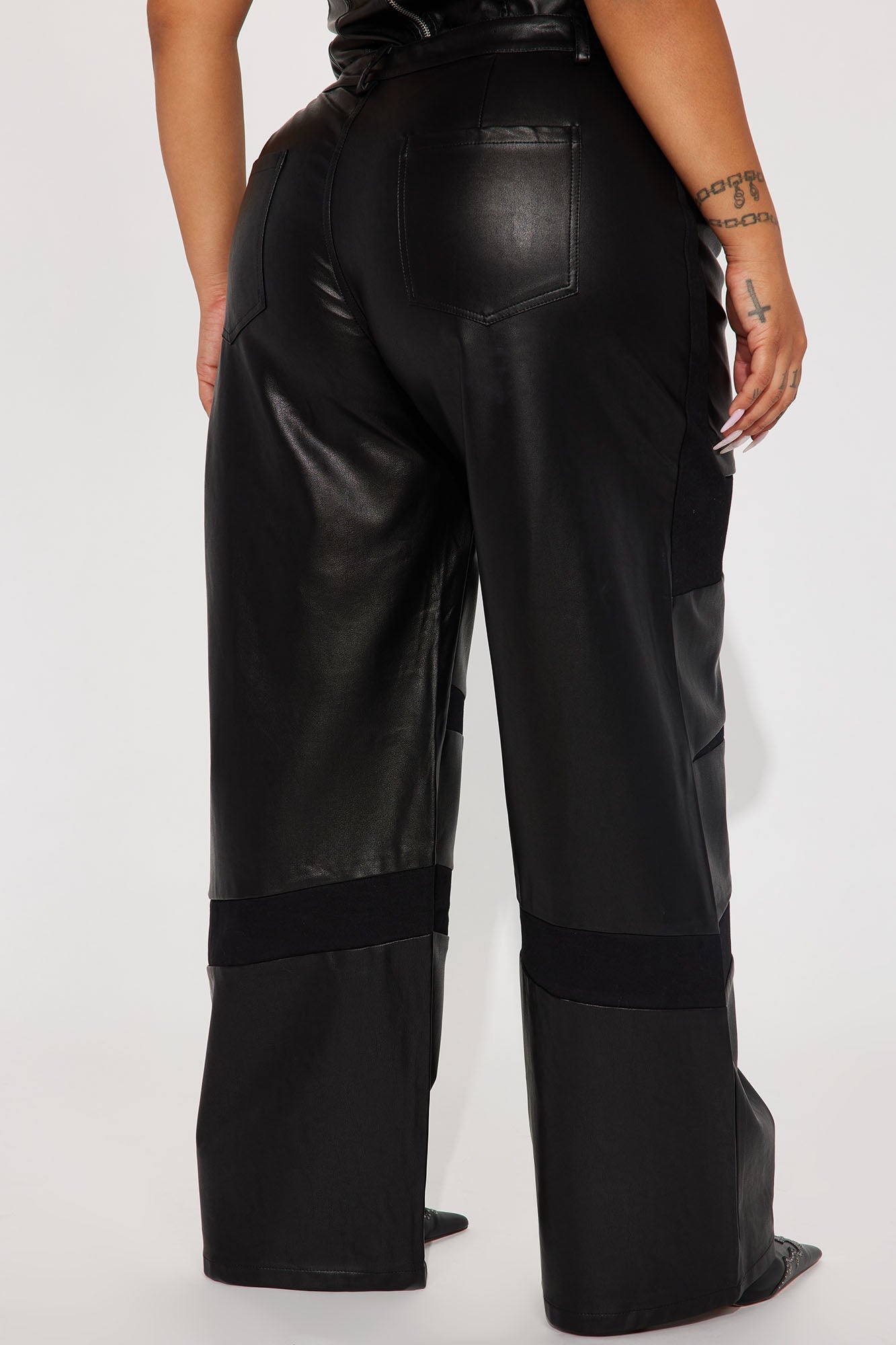 Moto Chic Faux Leather Pant - Black