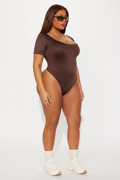 Contour Double Lined Short Sleeve Scoop Neck Bodysuit - Chocolate