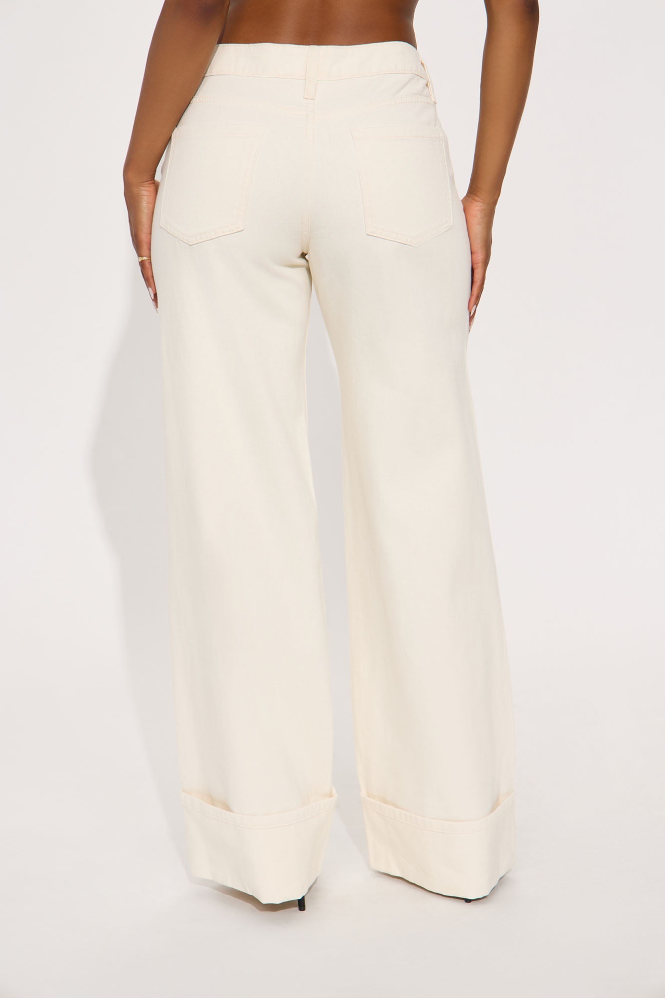 Mirador Cuffed Straight Leg Jeans - Cream