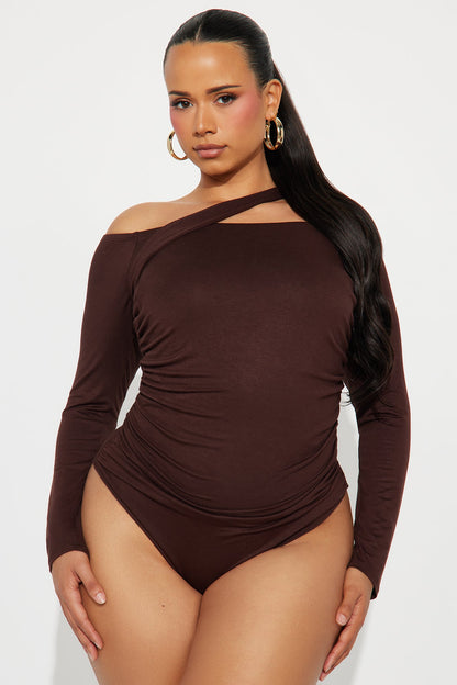Gilda Off Shoulder Long Sleeve Bodysuit - Brown