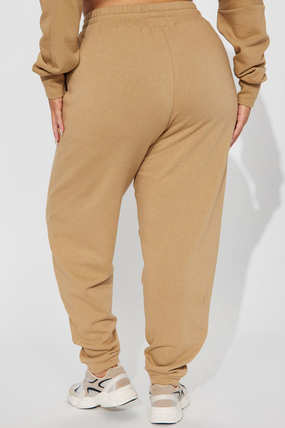 Unbothered Fleece Jogger - Tan