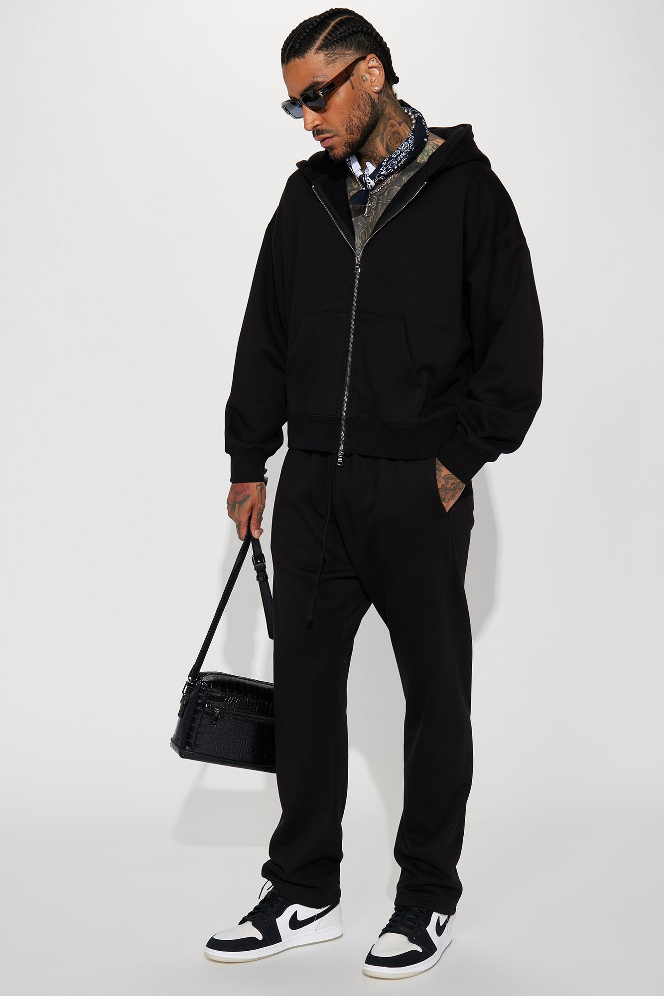 Tyson Oversized Heavyweight Zip Up - Black