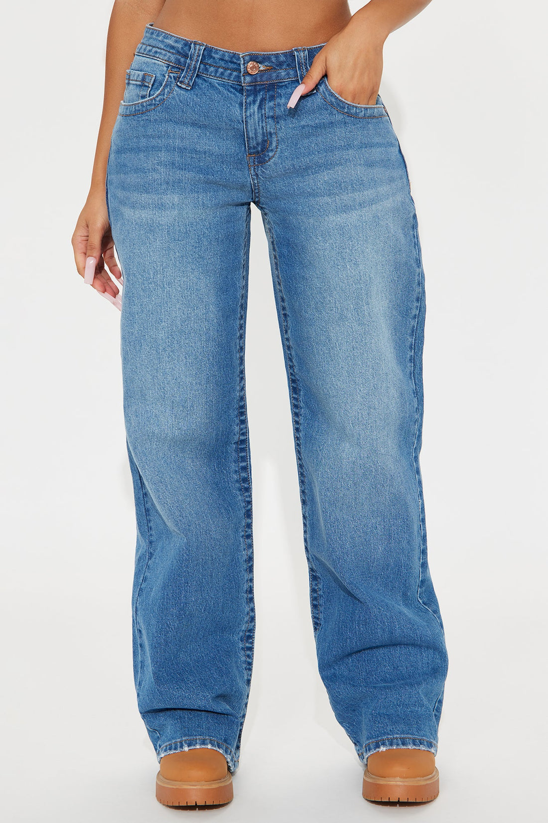 Line It Up Straight Leg Jeans - Medium Wash