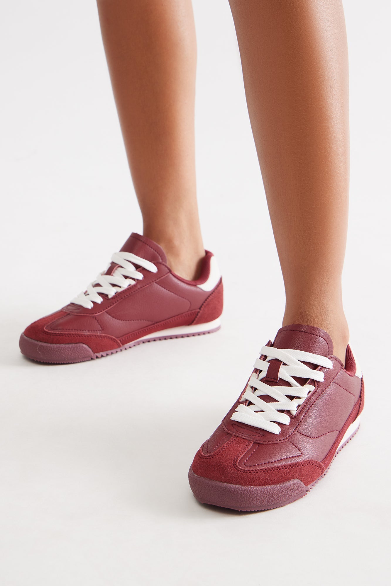 Justin Low Top Sneakers - Burgundy