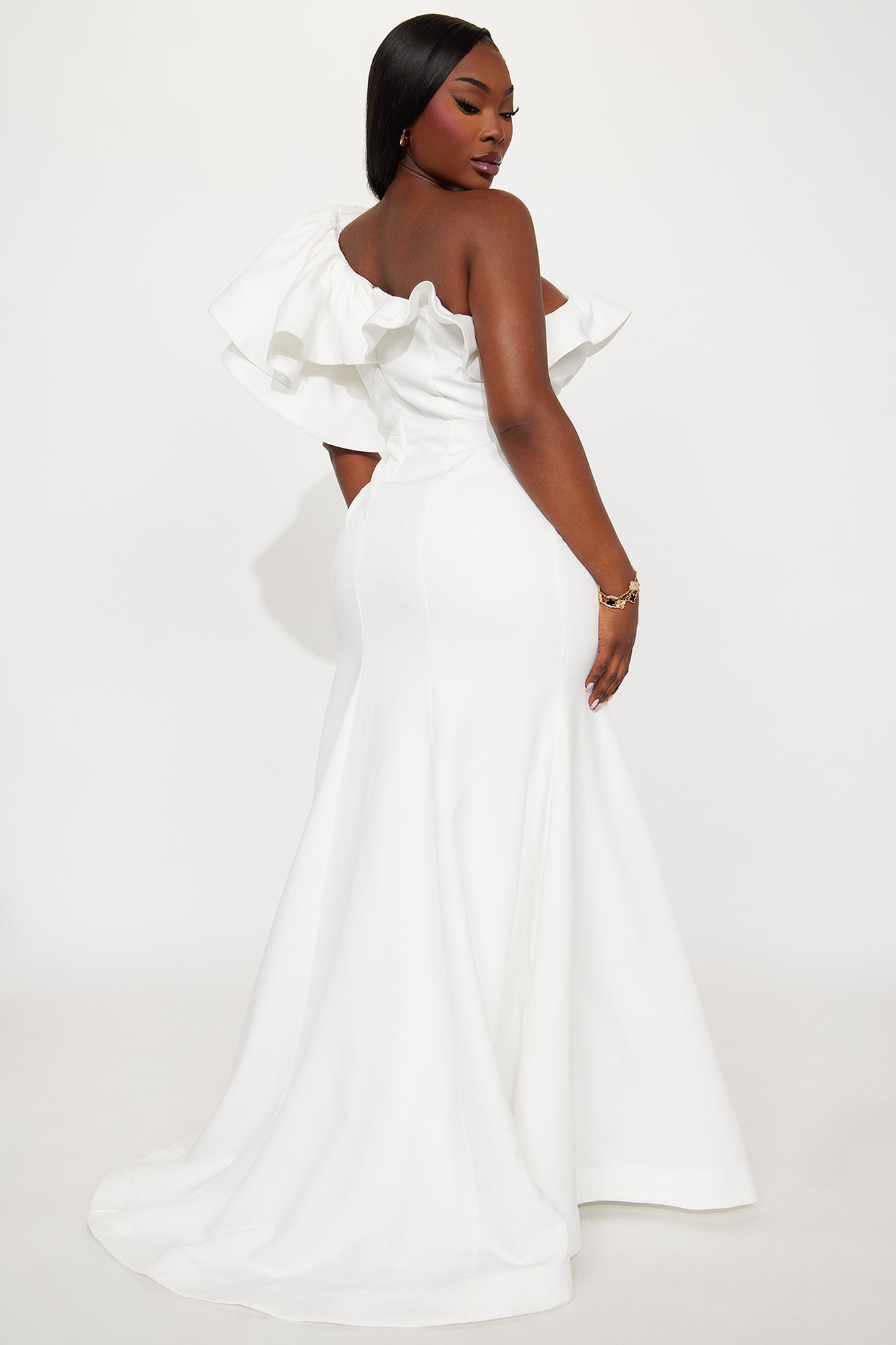 Guiselle Mermaid Maxi Gown - White