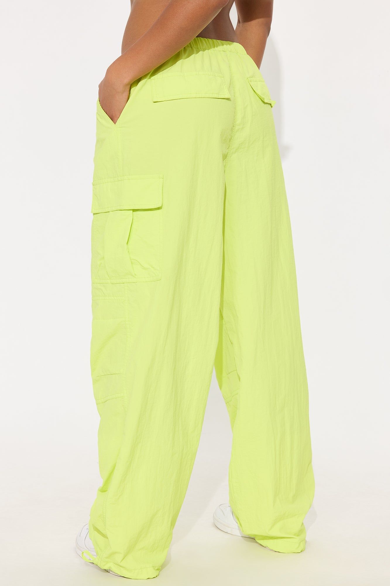 Keep That Energy Windbreaker Jogger 29″ - Lime
