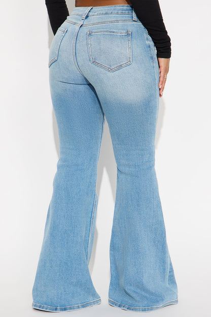 Saturday Super Flare Jeans - Light Wash