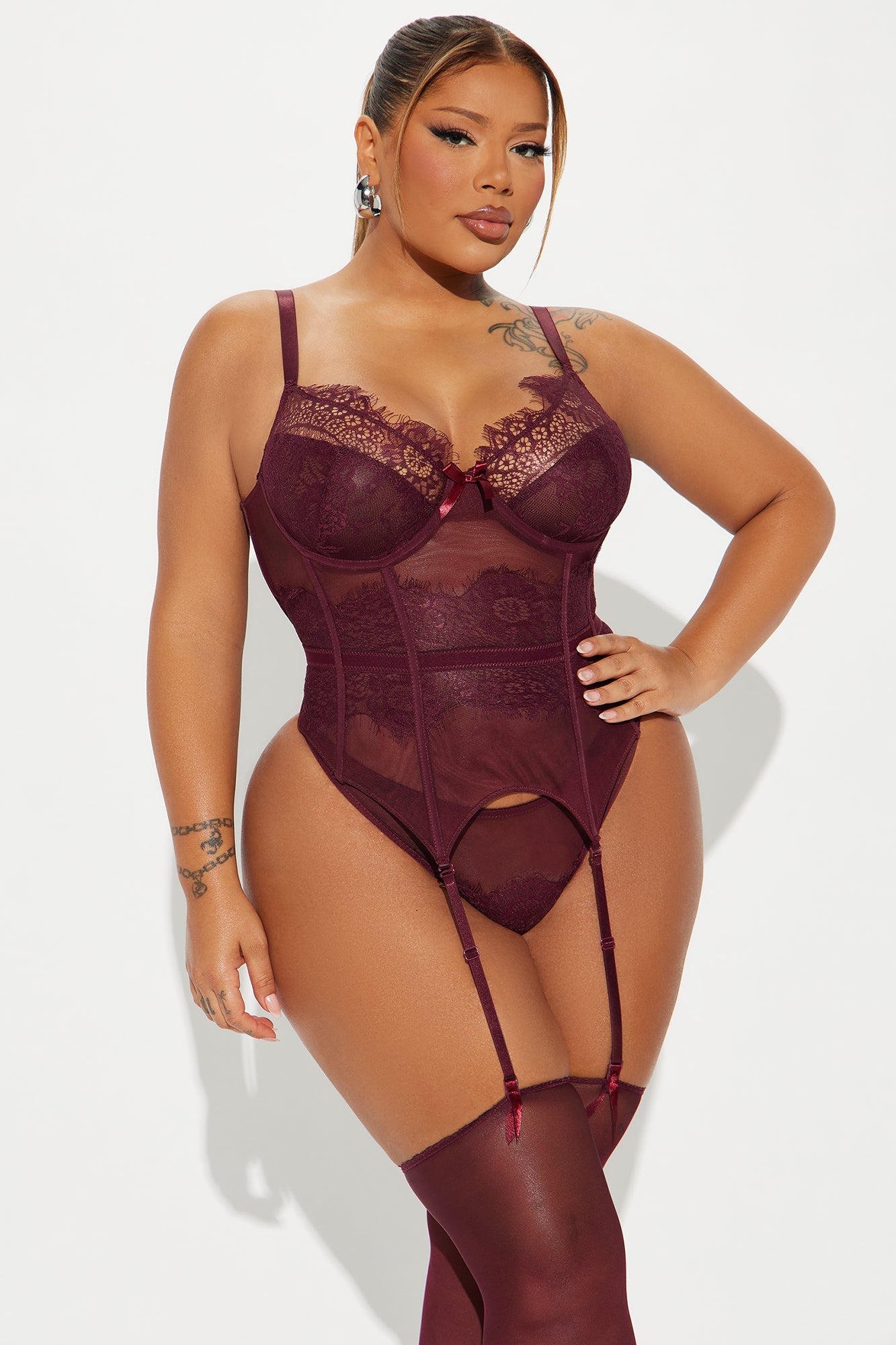 Get Into It 3 Piece Garter Set - Burgundy