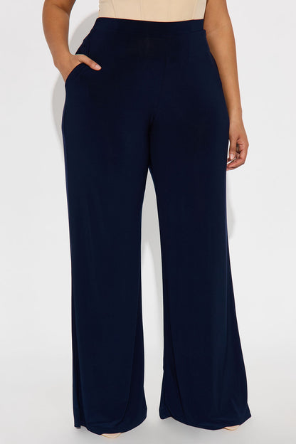 Promise Me Low Rise Wide Leg Travel Pant 33 - Navy