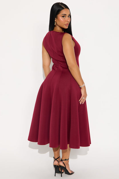 Sweet Sunday Pleated Midi Dress - Wine