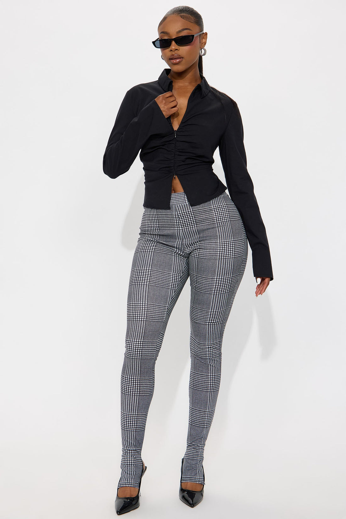 Clearly Focused On You Houndstooth Footed Legging - Black/White