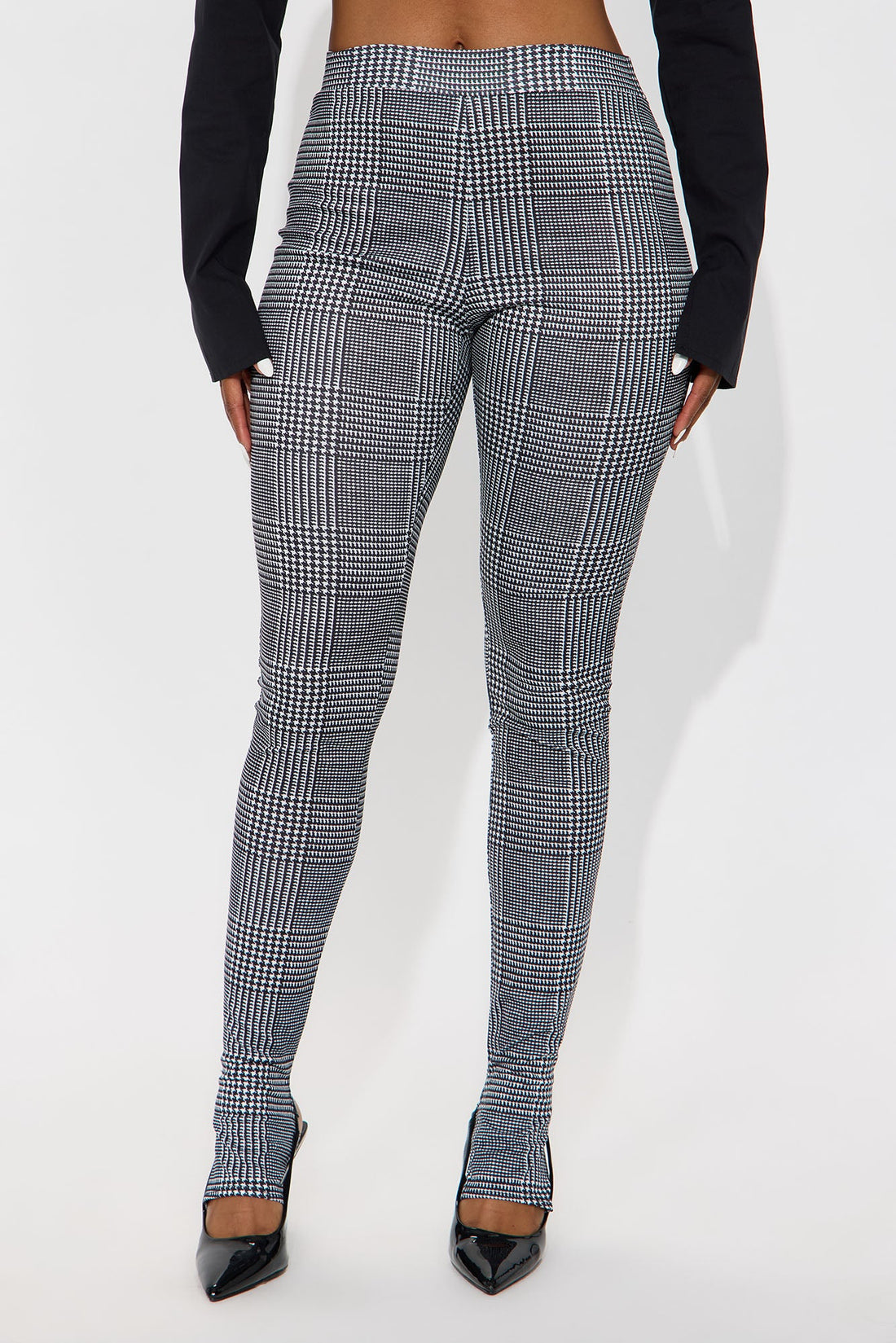 Clearly Focused On You Houndstooth Footed Legging - Black/White
