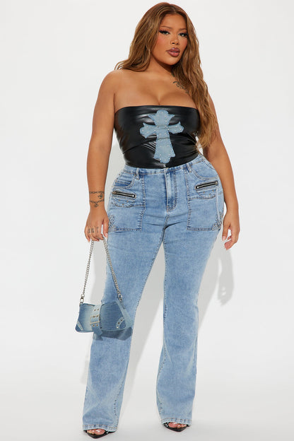 Get Through It Stretch Bootcut Jeans - Light Wash