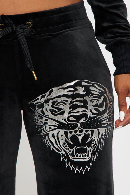 Ed Hardy Silver Tiger Velour Pant Set - Black