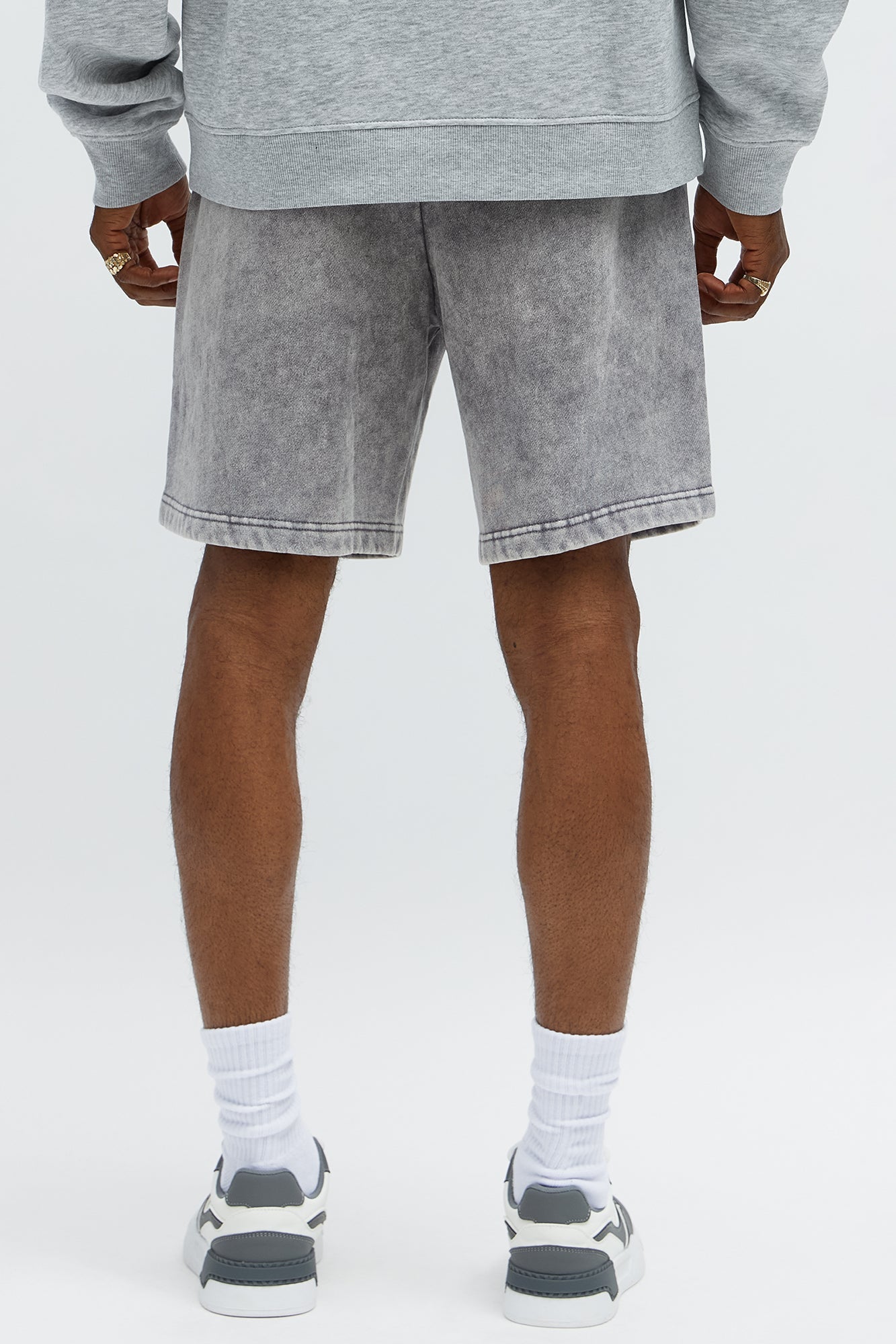 Build Character Baggy Sweatshort - Grey