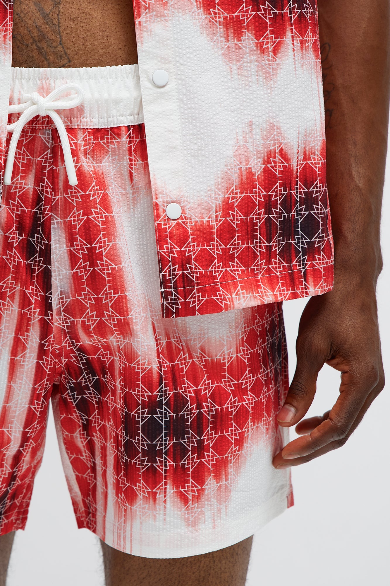 Seersucker Tie Dye Printed Swim Mid Trunk - Red/combo