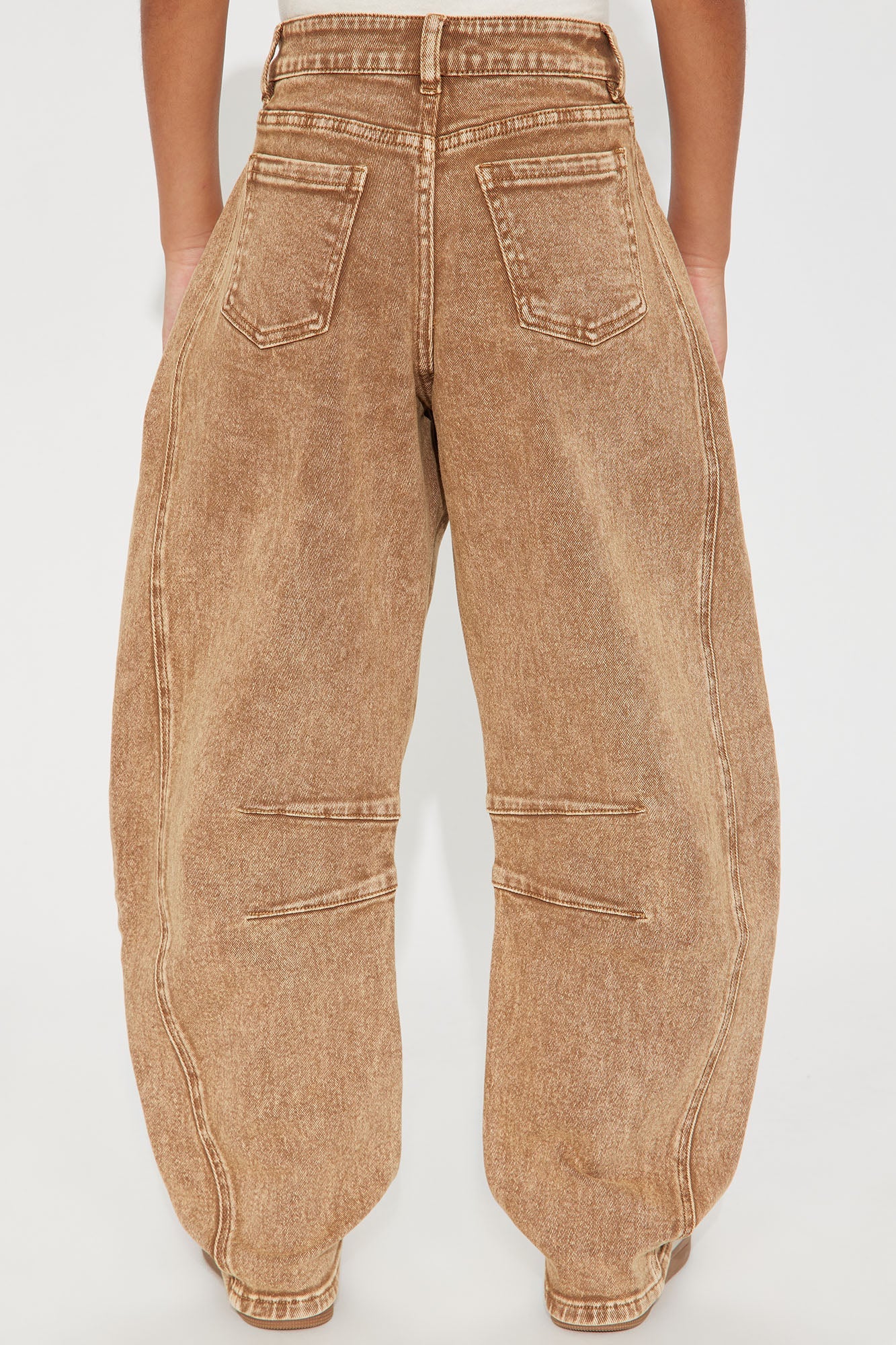 Mini Cecilia Mineral Wash Barrel Jeans - Chocolate