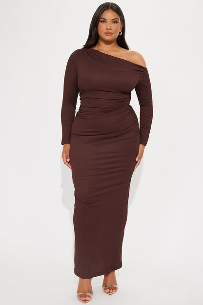 Carolina Off Shoulder Maxi Dress - Brown