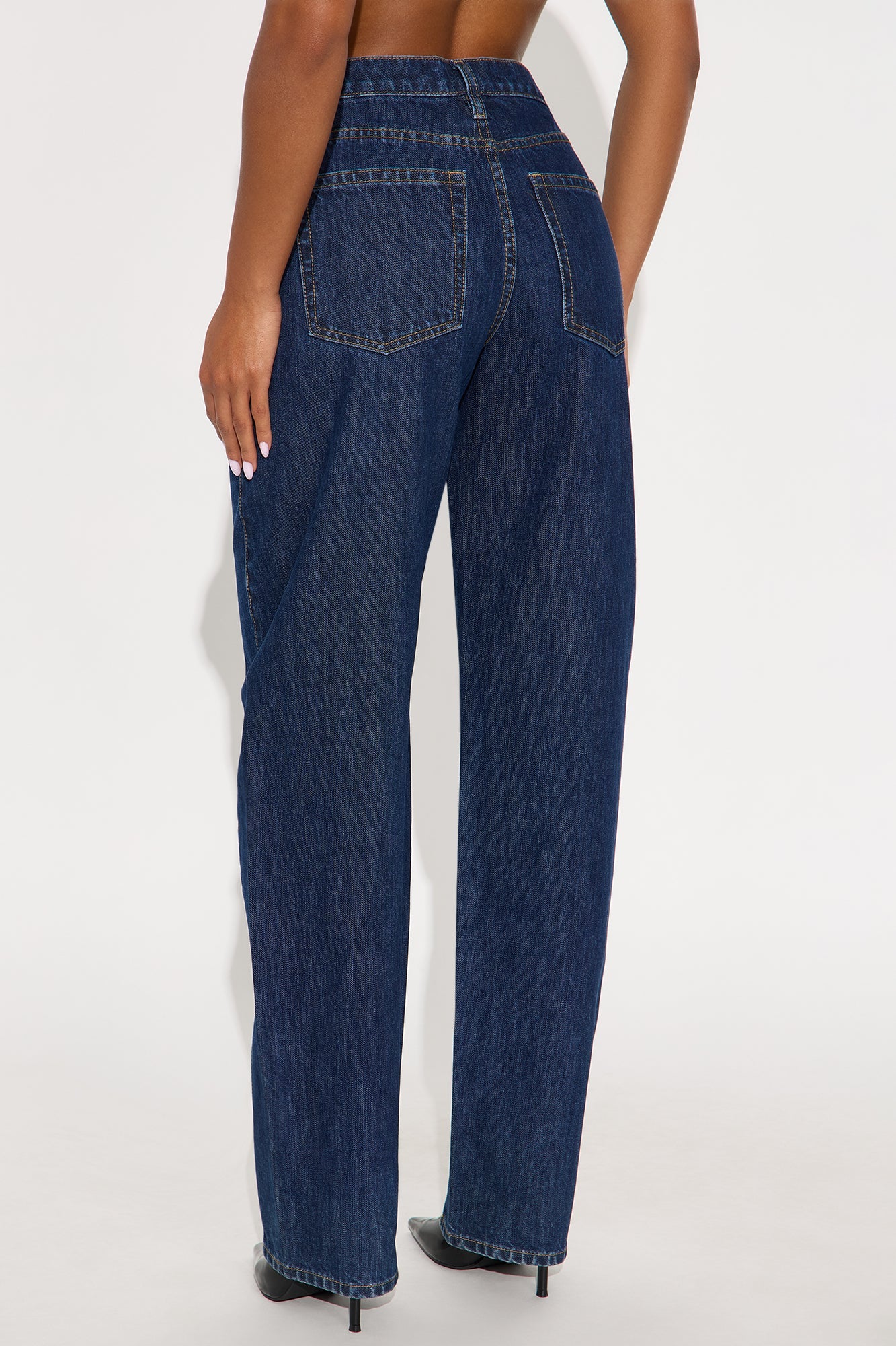 The Classic Slim Barrel Leg Jeans - Dark Wash