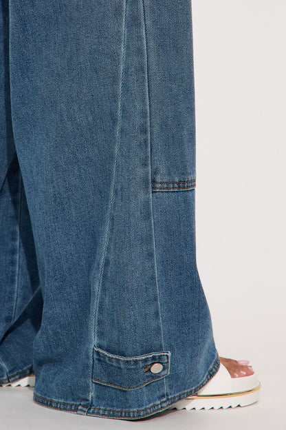 Going Everywhere Wide Leg Jeans - Medium Wash