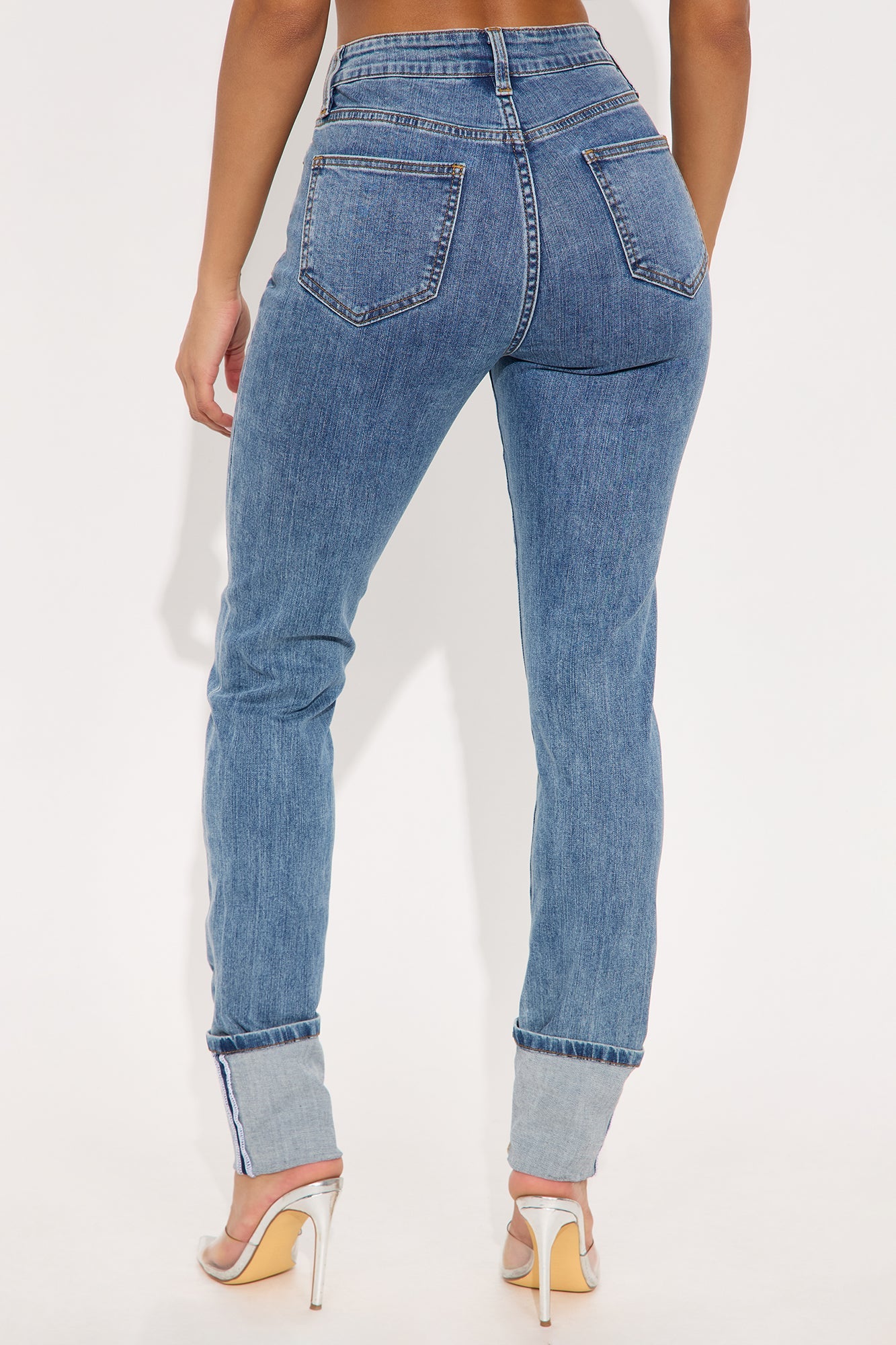 Unforgettable Cuffed Skinny Jeans - Medium Wash