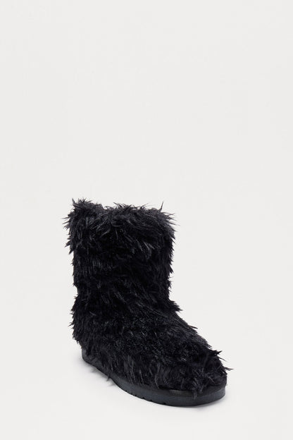 Yetti Faux Fur Booties - Black