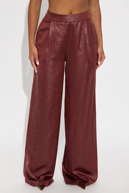Sydney Textured Satin Wide Leg Pant 33 - Wine