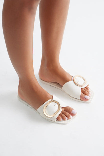 Stetson Buckle Slip On Sandals - Ivory