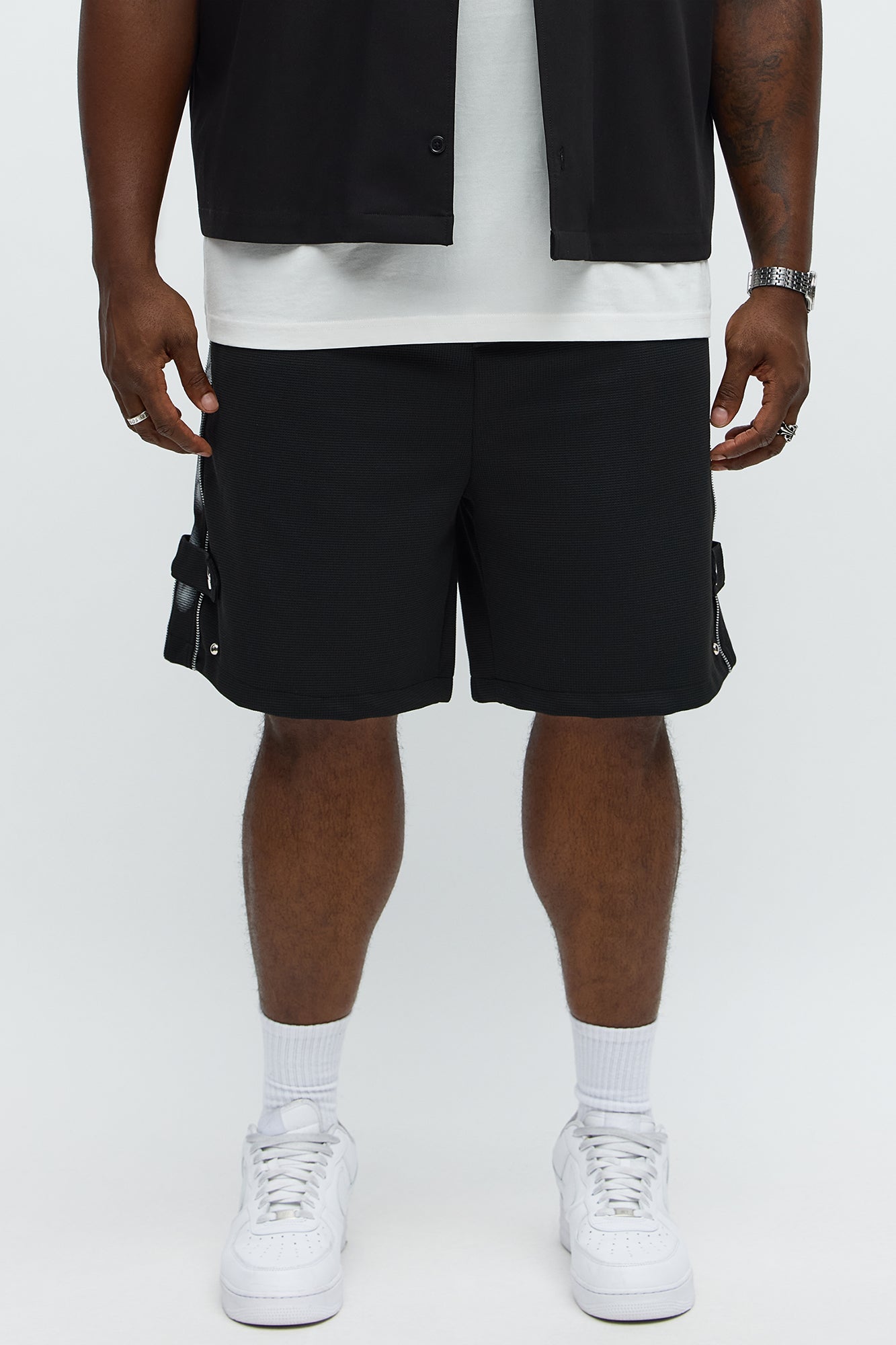 Relaxed Bright Stars Studded Sweatshorts - Black