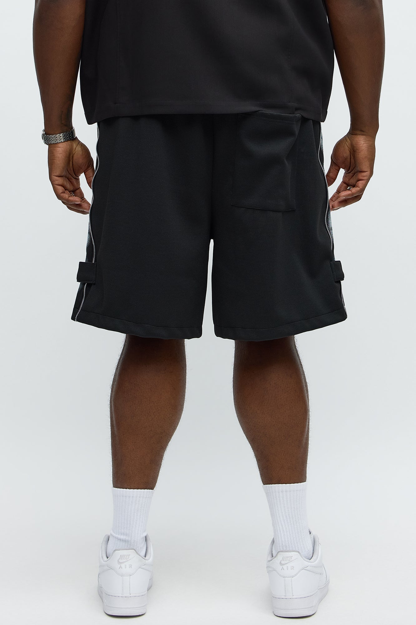 Relaxed Bright Stars Studded Sweatshorts - Black