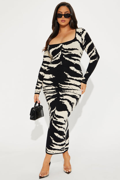 Shannon Sweater Maxi Dress - Black/combo