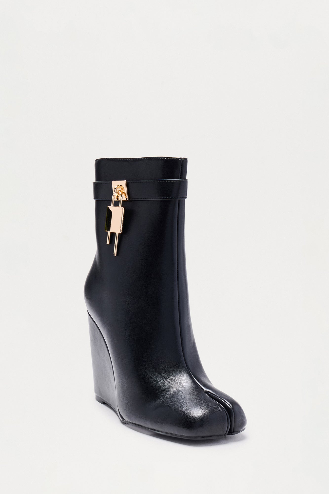 Oliver Tabi Wedge Booties - Black