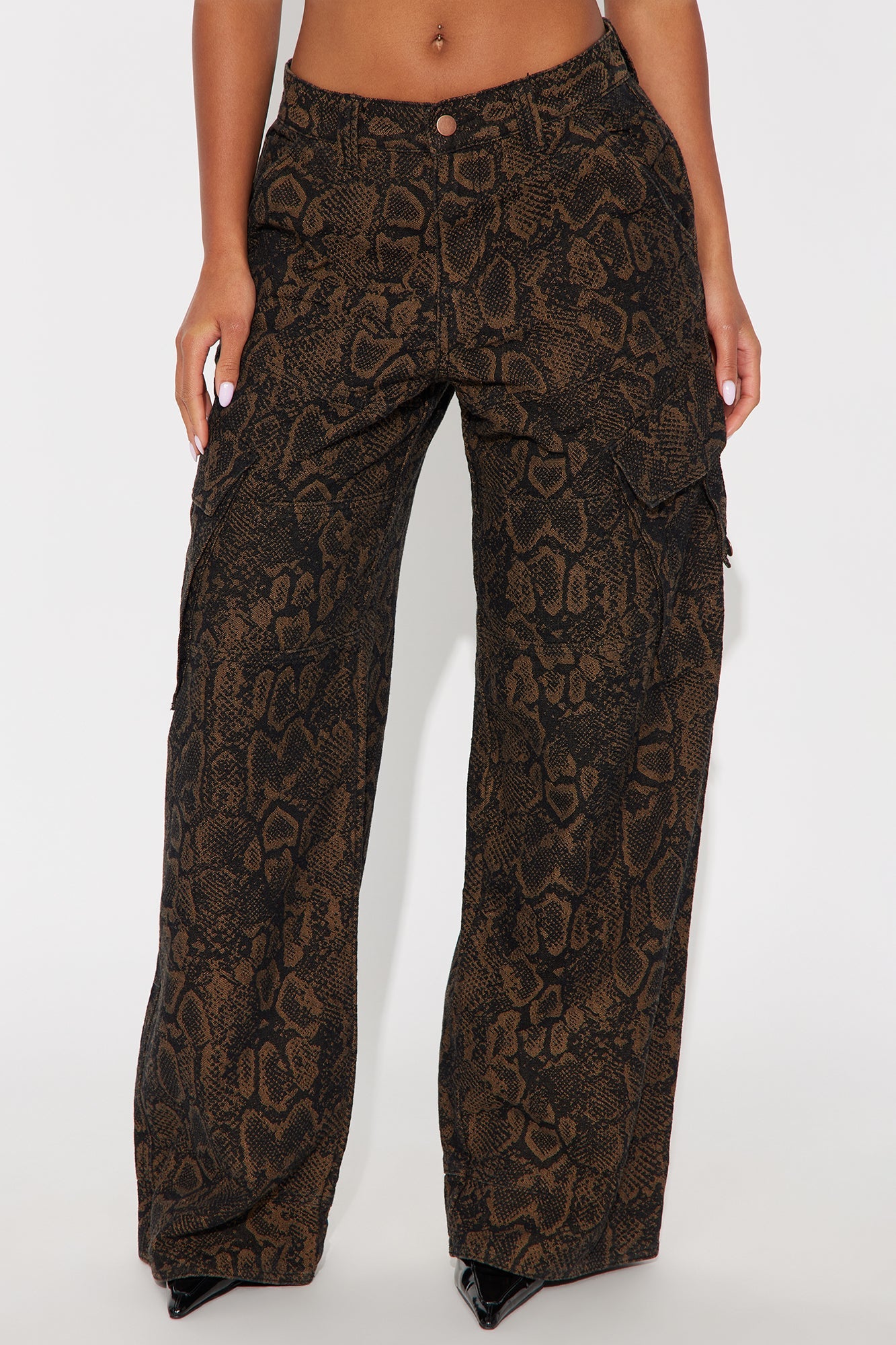 Bite Back Cargo Straight Leg Jeans - Brown/combo