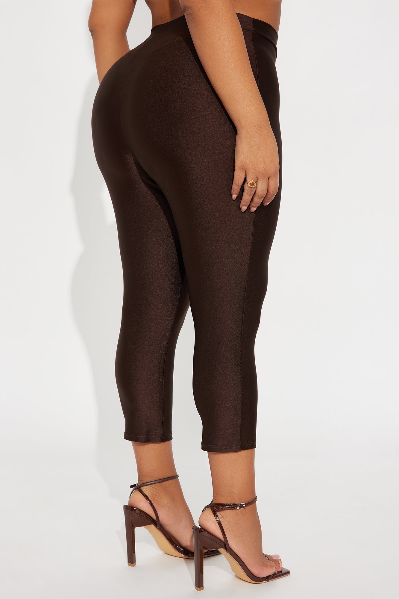 Nikole High Rise Tricot Capri Legging - Chocolate