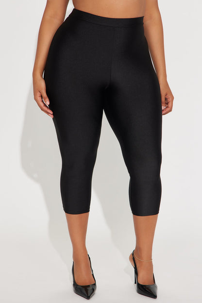 Nikole High Rise Tricot Capri Legging - Black