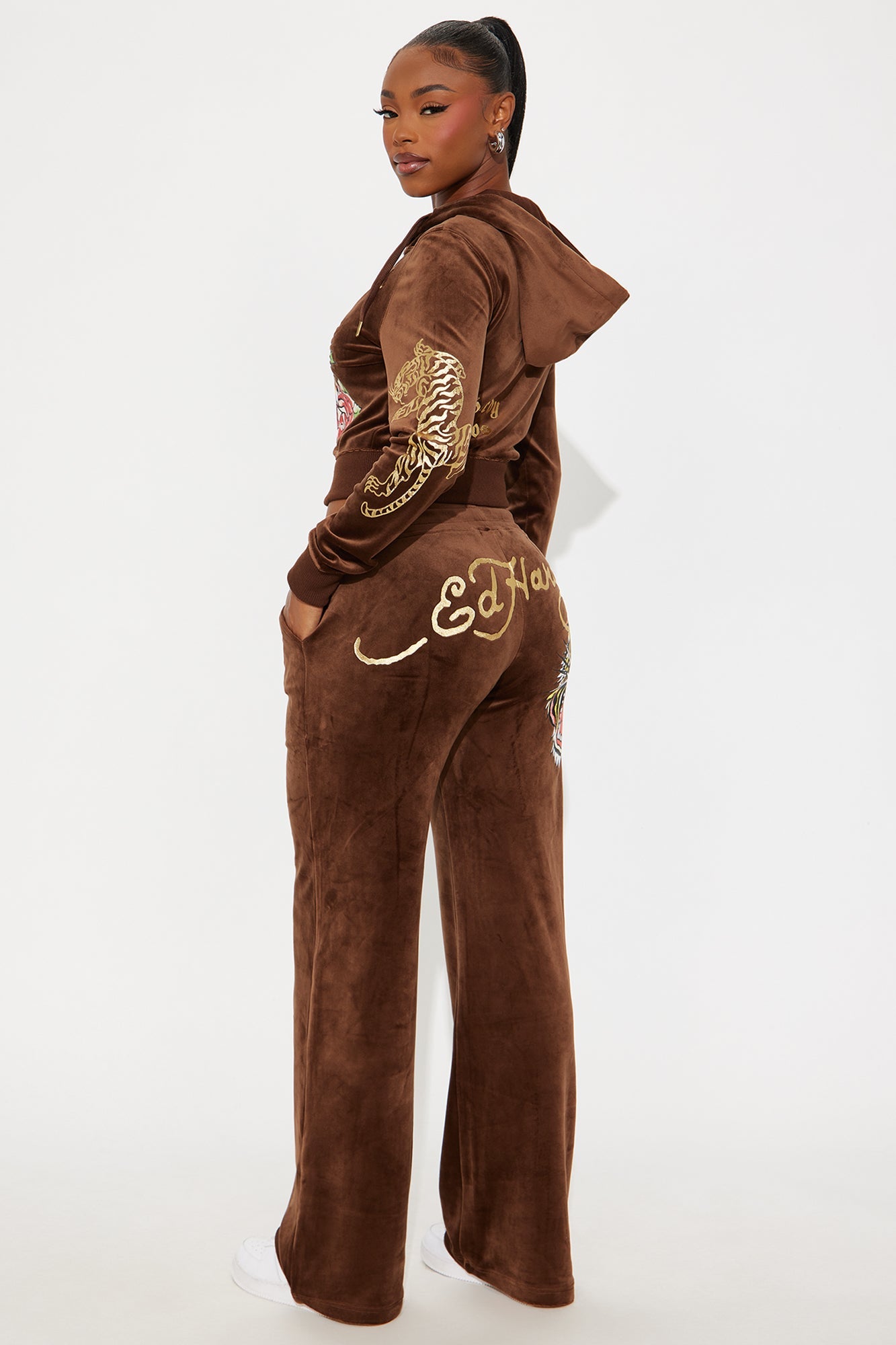 Ed Hardy Tiger Retro Velour Pant Set - Chocolate
