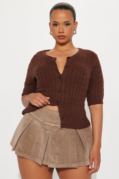 Elowen Short Sleeve Cable Knit Cardigan - Chocolate