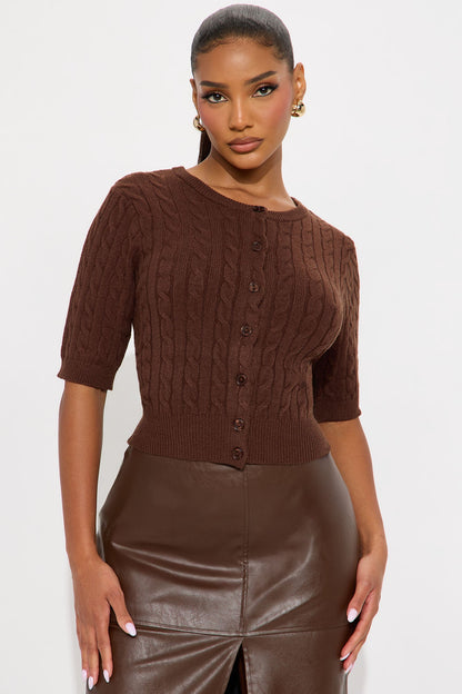 Elowen Short Sleeve Cable Knit Cardigan - Chocolate
