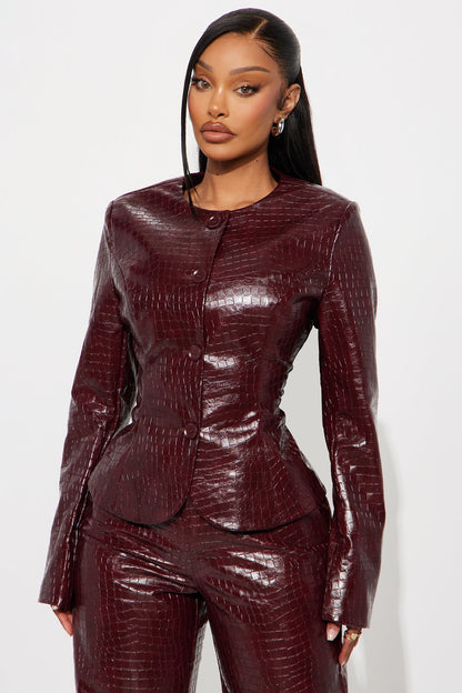 Gianna Fitted Faux Leather Blazer - Burgundy