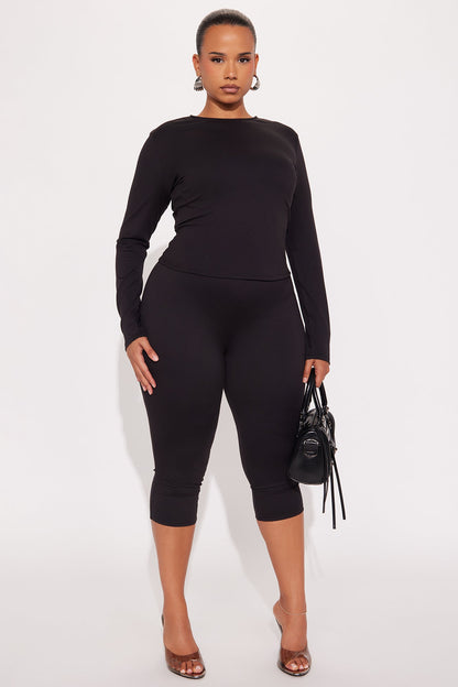All Day Sleek Long Sleeve Matte Tricot Capri Set - Black