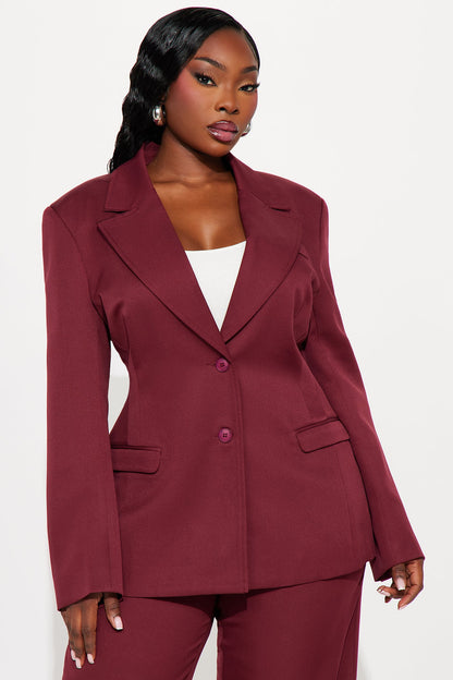 Kendall Hourglass Fitted Blazer - Burgundy