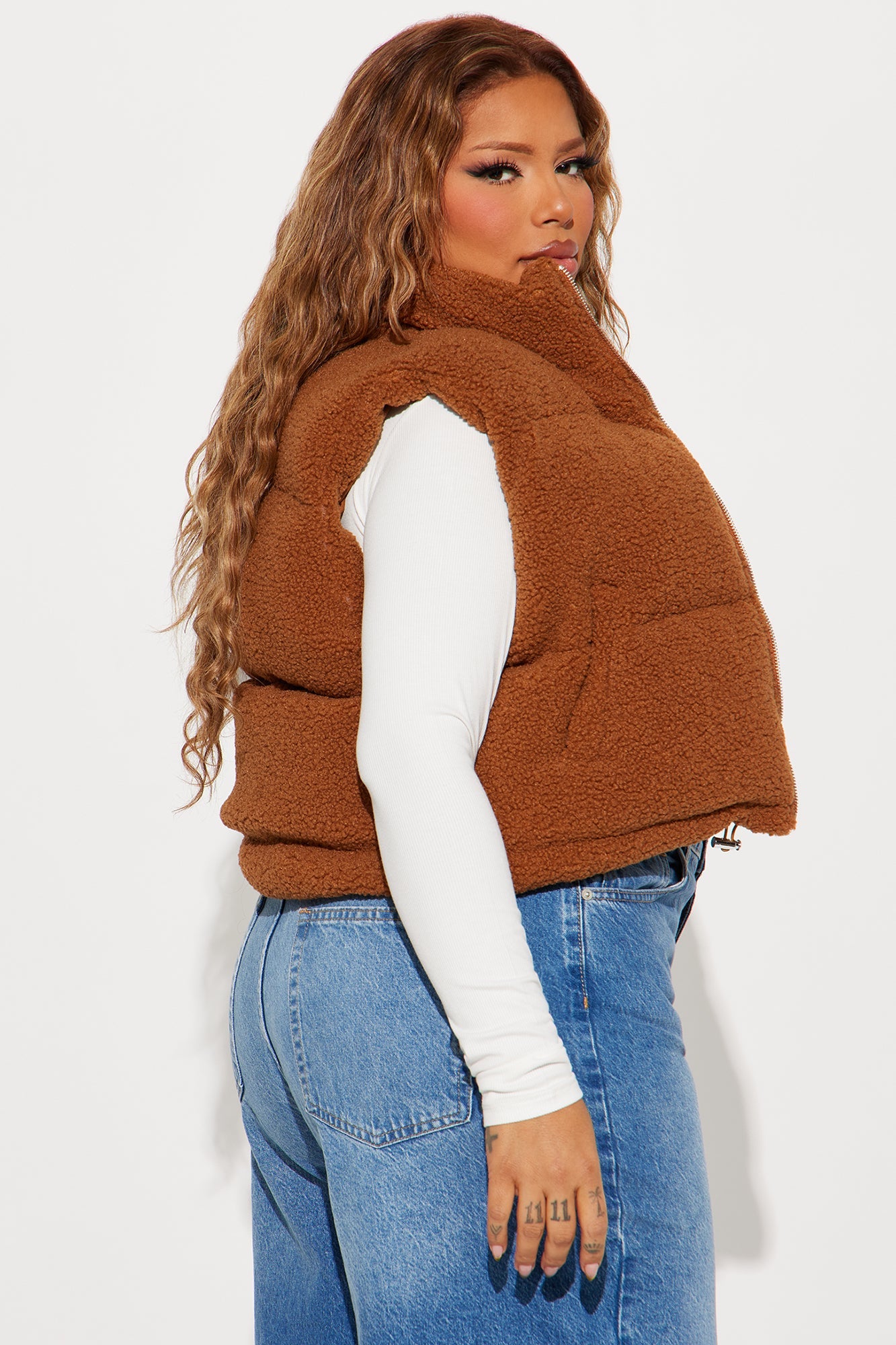 Conquering Mountains Sherpa Vest - Brown