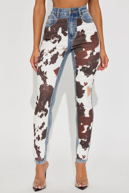 Spotted In Town Animal Print Skinny Jeans - Medium Wash