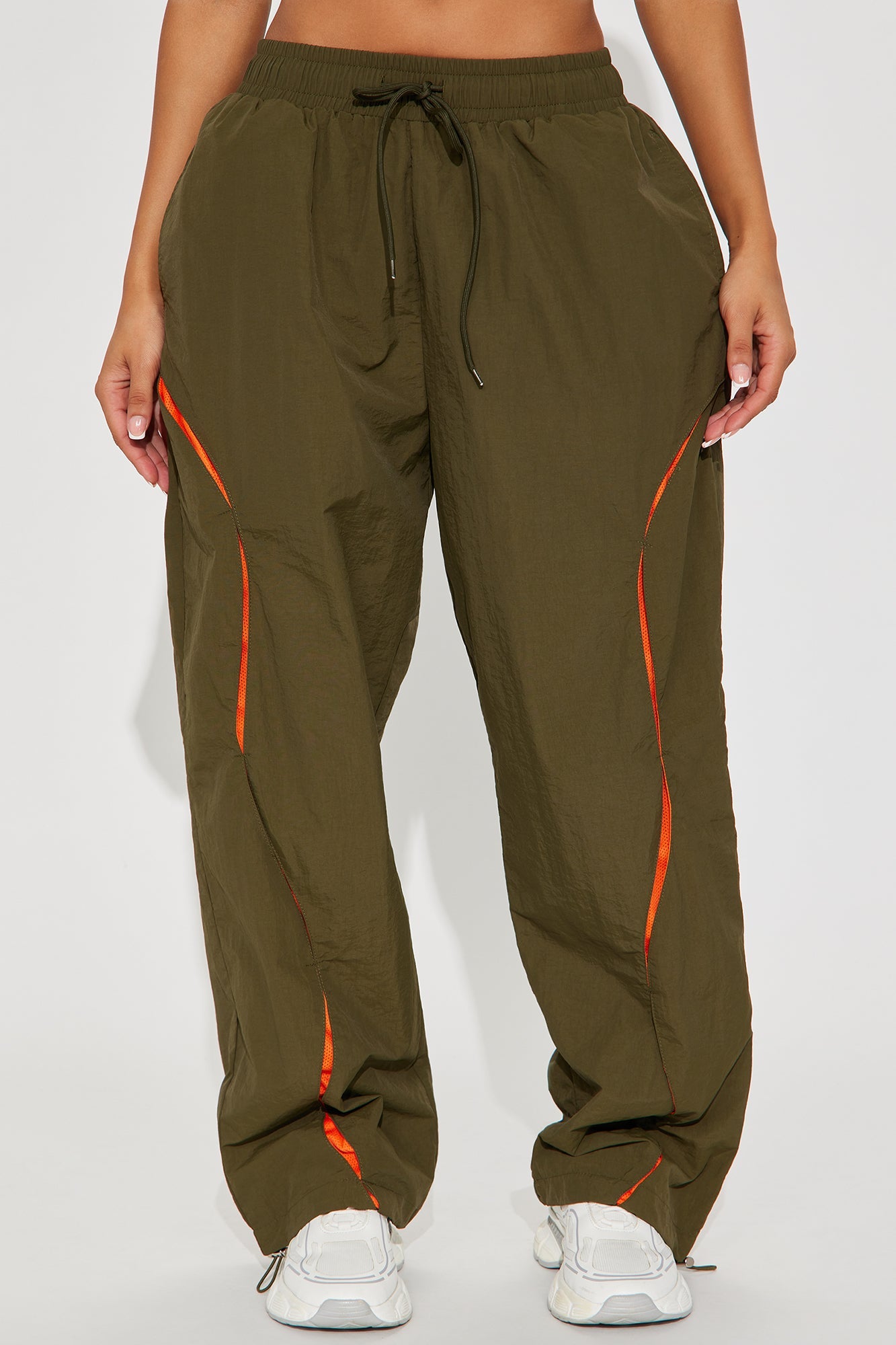 Catch Up To Me Windbreaker Jogger Pant - Olive/combo