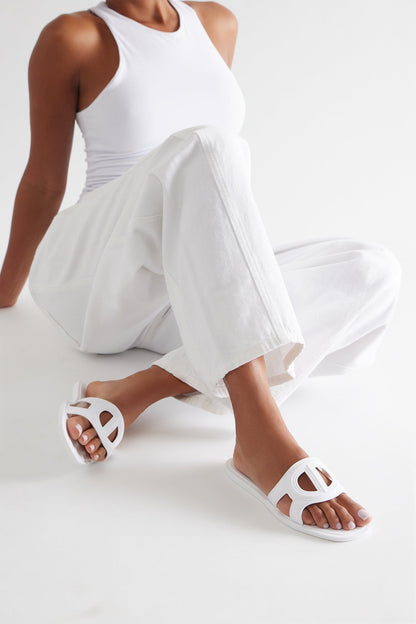 Shawn Slip On Sandals - White