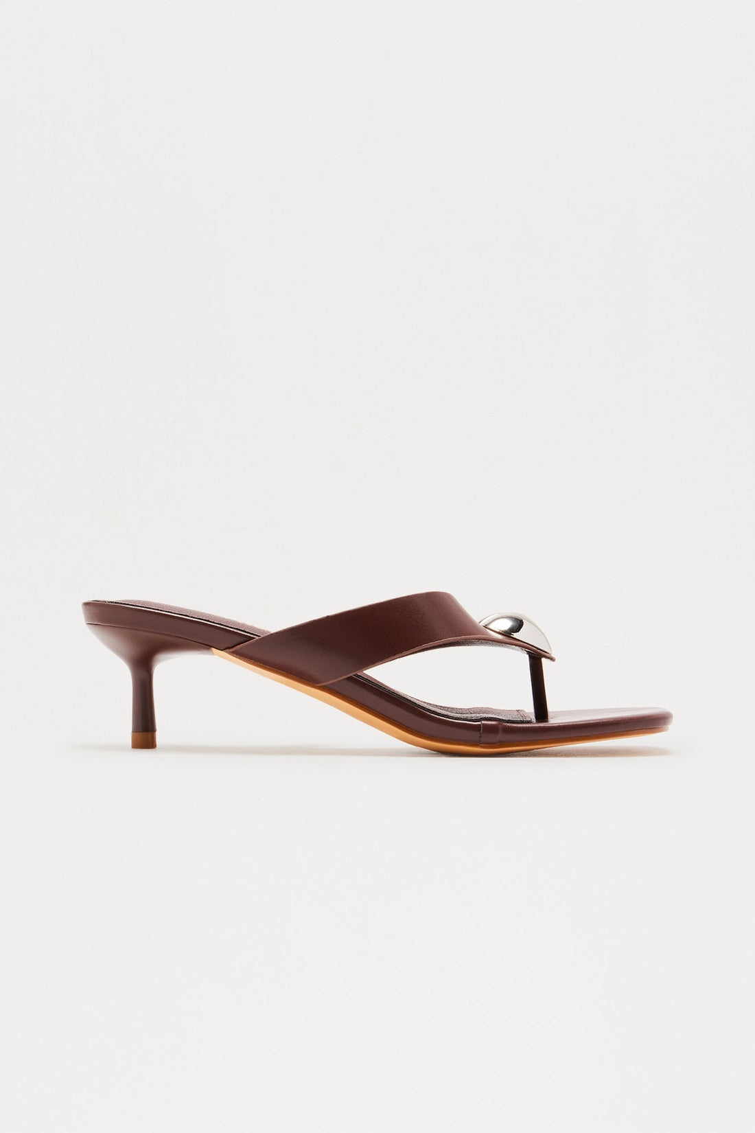 Taye Heart Thong Mules - Chocolate