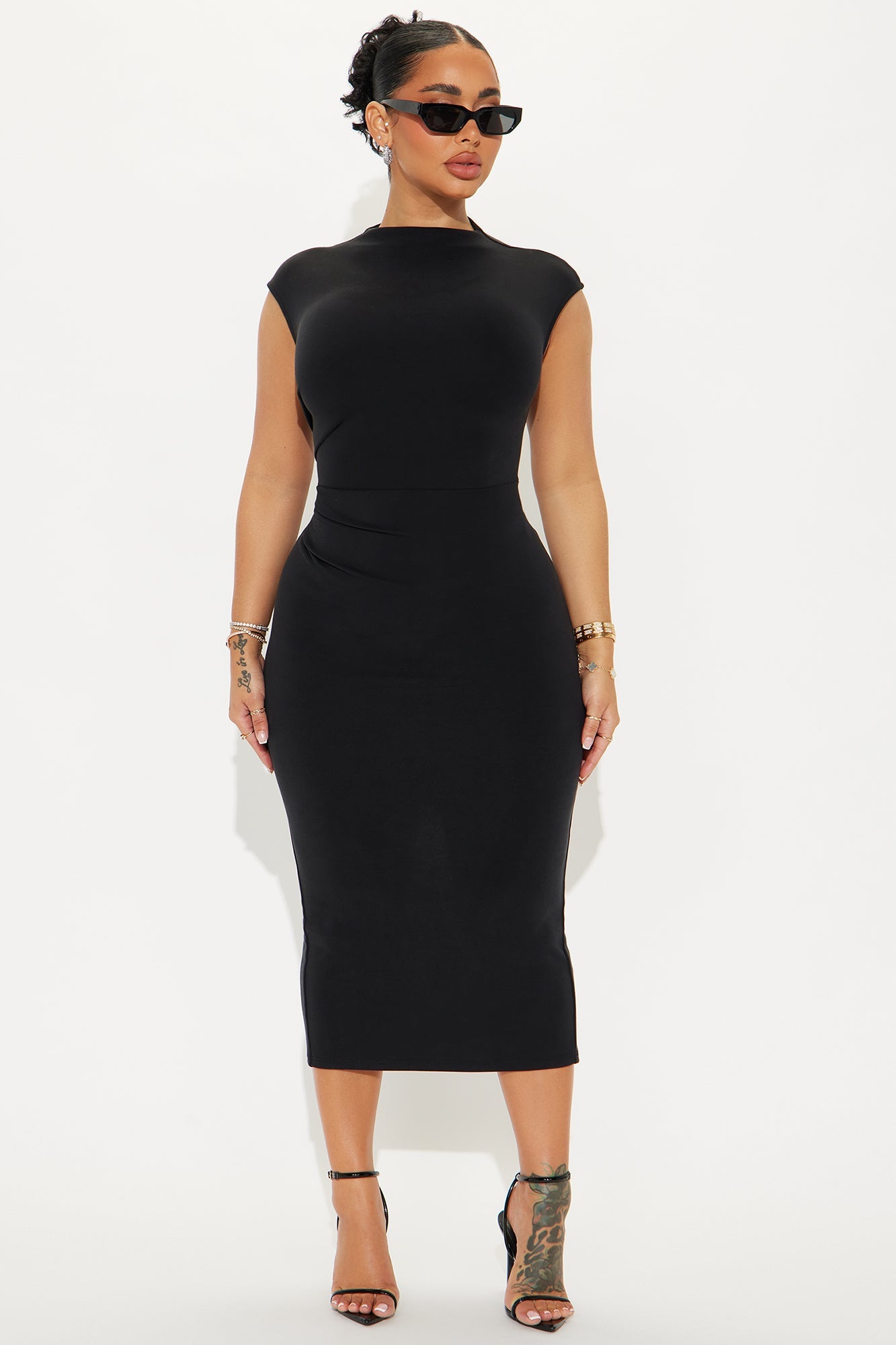 Carrie Ruched Body Sculpting Midi Dress - Black