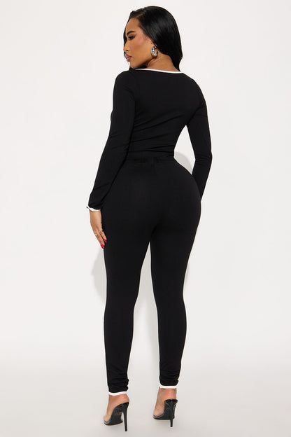 Bri Skinny Leg Pant Set - Black/White