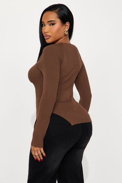 Eyes Around Sweater - Brown