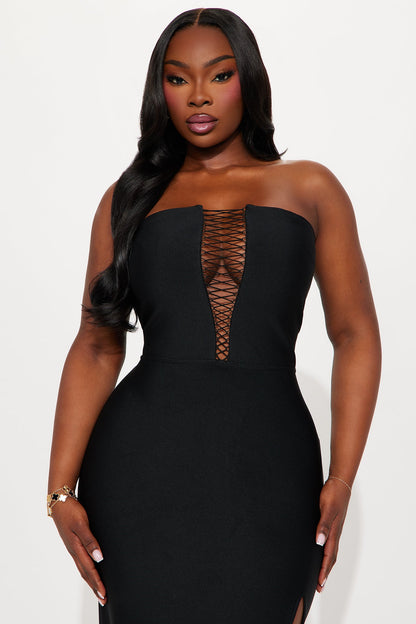 Stevie Lace Up Bandage Maxi Dress - Black